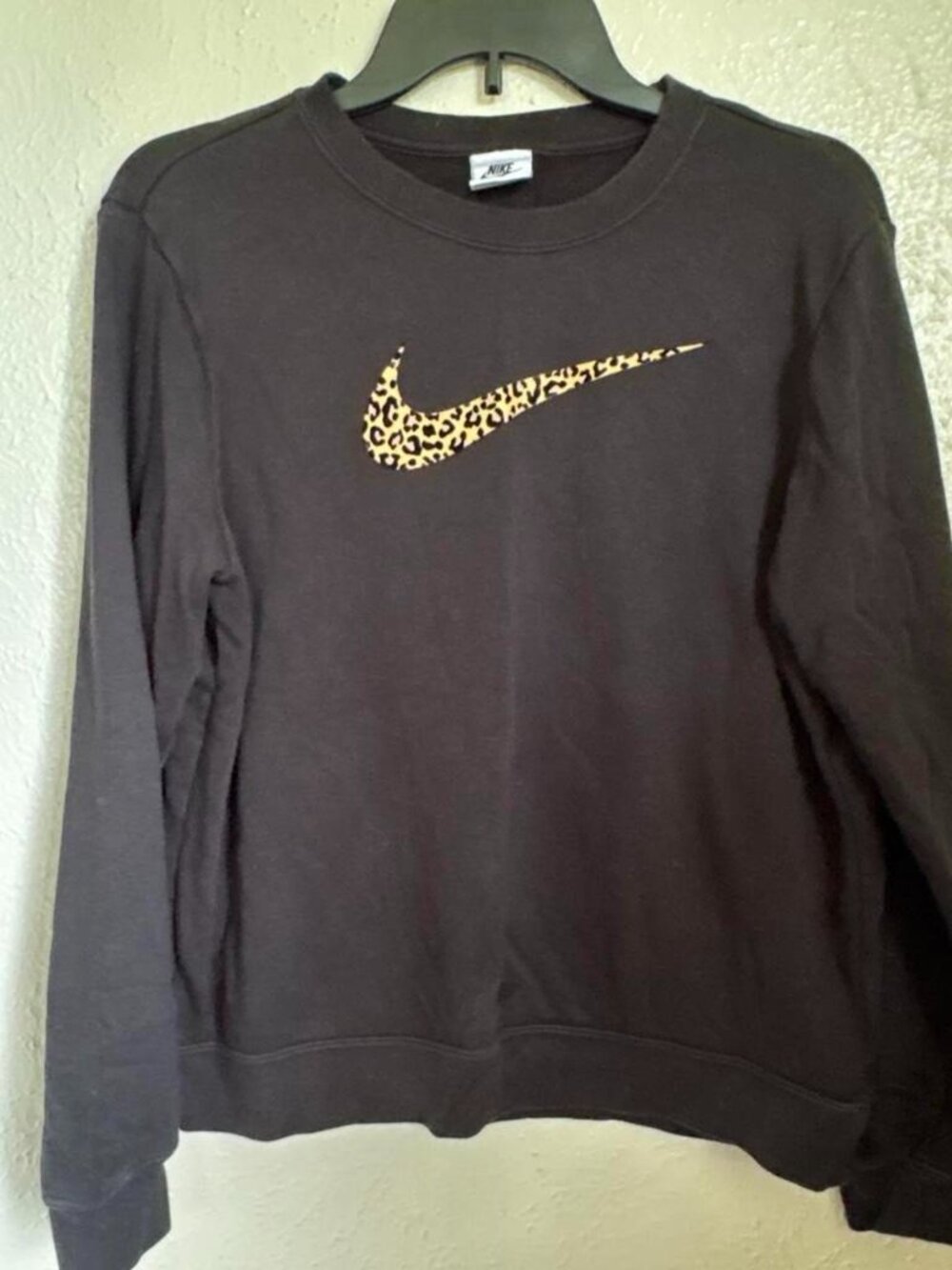 Nike Women's Black and Brown Sweatshirt